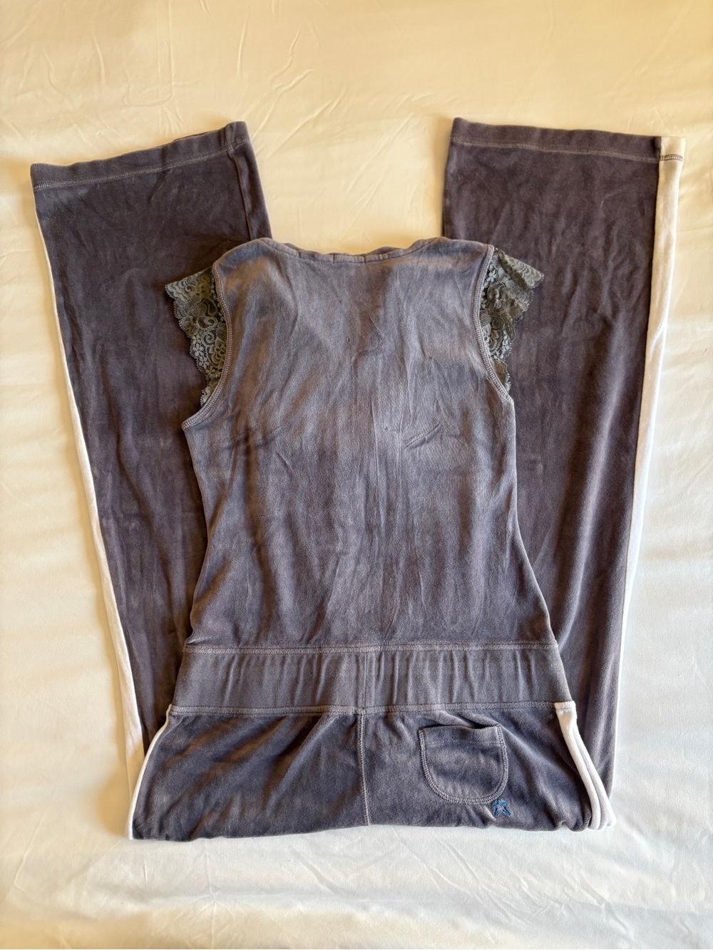 JLo Gray Velour Hooded Jumpsuit Y2K Lace Trim Zip Up Side Stripe Vintage 2000s - Picture 2 of 10